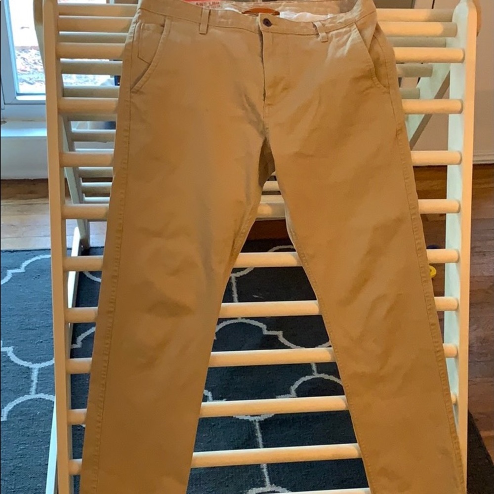 Dockers Khaki Pants